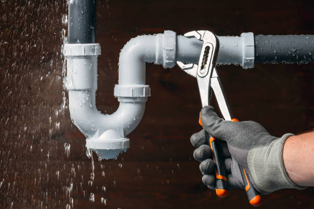 Professional Leak Detection technician working in Arlington, OH